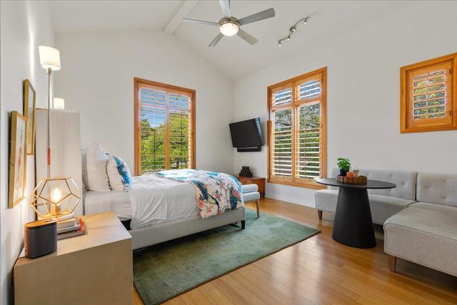 2207 Forest TRL A, Austin, TX 78703