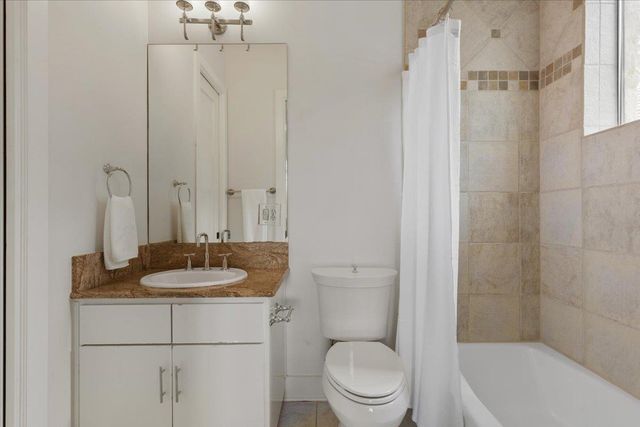 2207 Forest TRL A, Austin, TX 78703