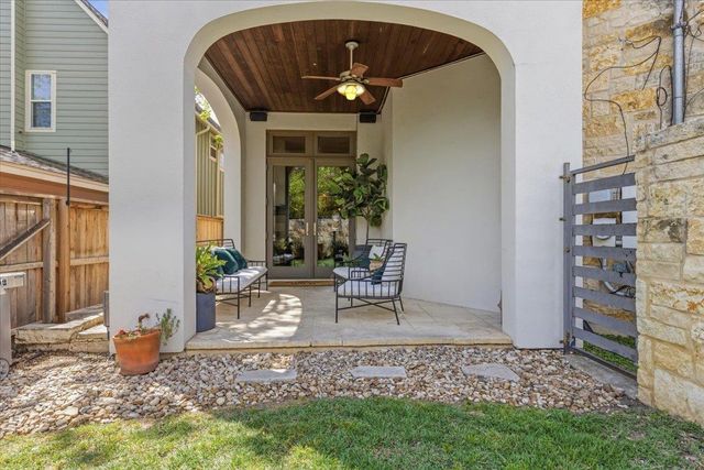 2207 Forest TRL A, Austin, TX 78703