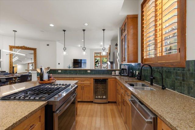 2207 Forest TRL A, Austin, TX 78703