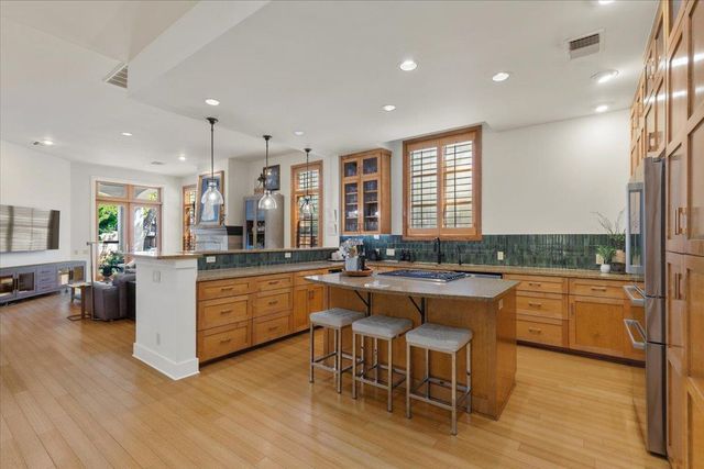 2207 Forest TRL A, Austin, TX 78703