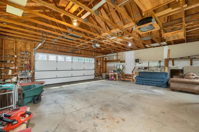 1 Circle Drive, Boscawen, NH 03303