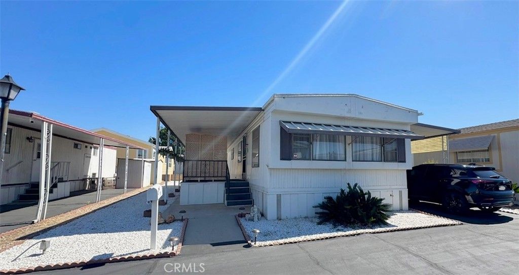 Image 3 of property listing at 1630 W Covina 99, San Dimas, CA 91773