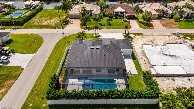 3719 SW 2nd ST, Cape Coral, FL 33991