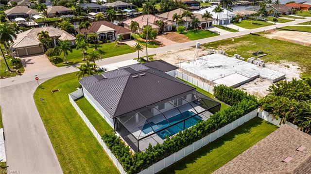3719 SW 2nd ST, Cape Coral, FL 33991