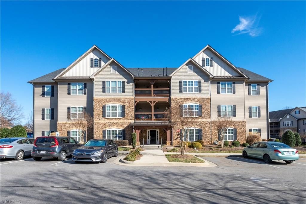 4792 Tatton Park Circle 3B, Winston-salem, NC 27103