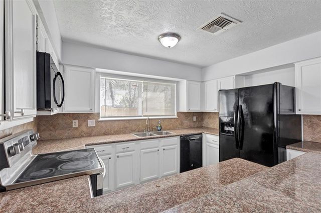 1602 Evesham Drive, Houston, TX 77015