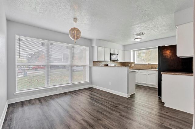 1602 Evesham Drive, Houston, TX 77015