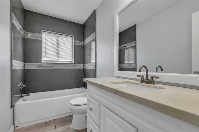 1602 Evesham Drive, Houston, TX 77015