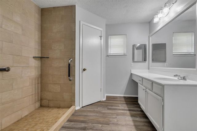 1602 Evesham Drive, Houston, TX 77015