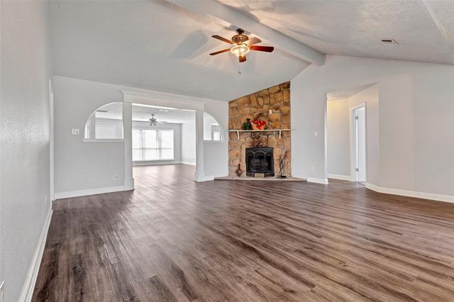 1602 Evesham Drive, Houston, TX 77015