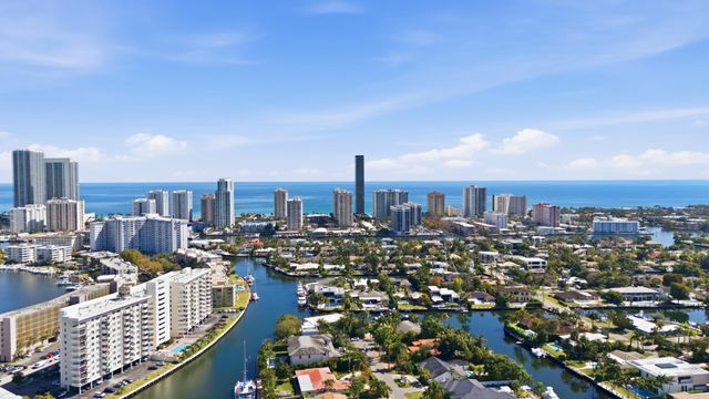 401 Golden Isles Drive 1009, Hallandale Beach, FL 33009