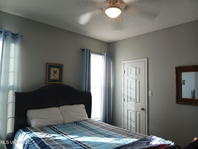 2252 Beach Drive, 806, Gulfport, MS 39507