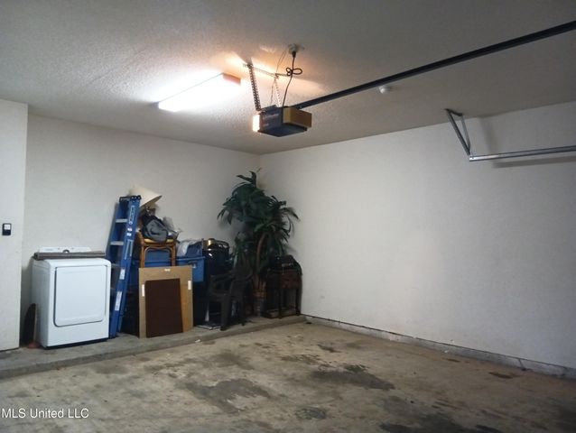 2252 Beach Drive, 806, Gulfport, MS 39507