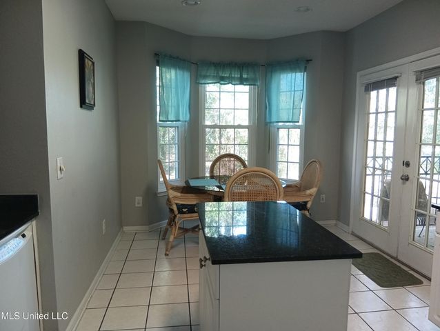 2252 Beach Drive, 806, Gulfport, MS 39507