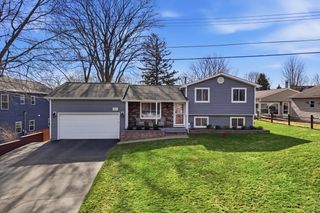 283 Shamrock Street, Novi City, MI 48377