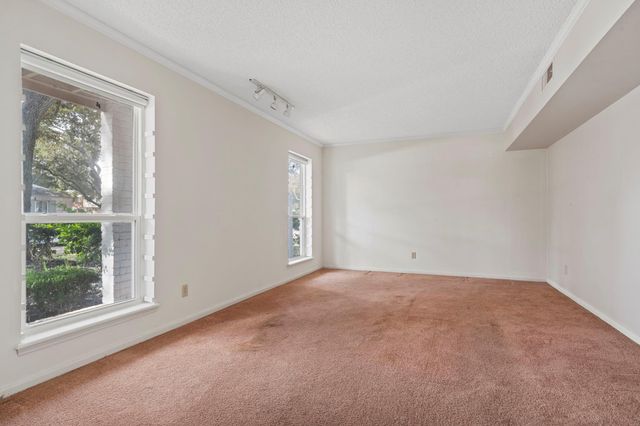 805 Chevy Chase Circle, Sugar Land, TX 77478