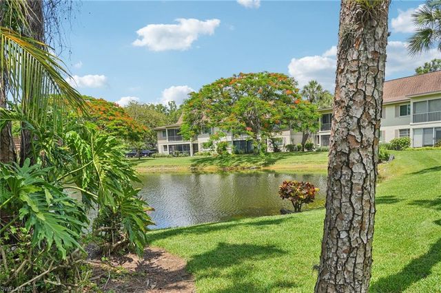 15 Bob O Link CT 15A, Naples, FL 34105
