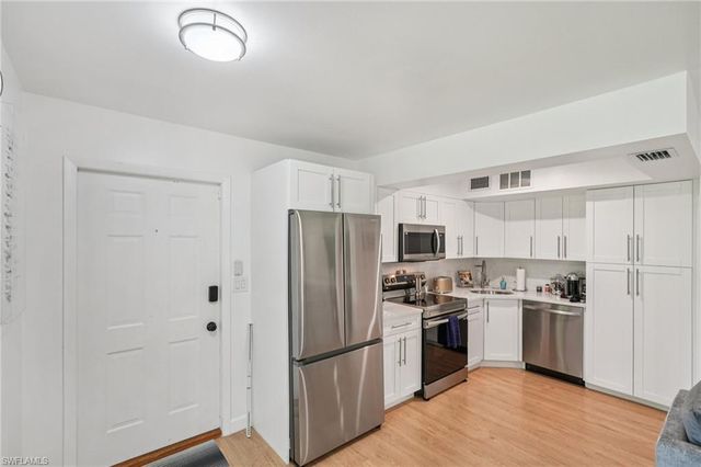 15 Bob O Link CT 15A, Naples, FL 34105