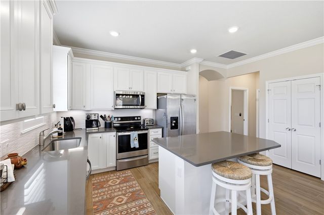 4864 Overton Circle, Vero Beach, FL 32967