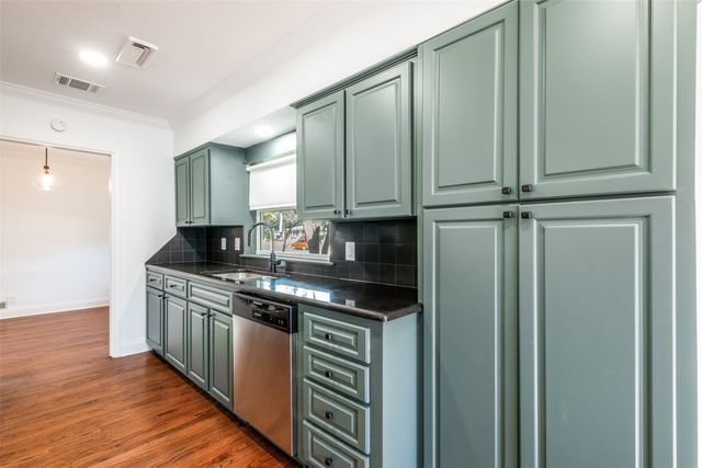 7236 Wake Forrest Drive, Dallas, TX 75214