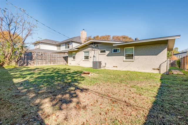 7236 Wake Forrest Drive, Dallas, TX 75214