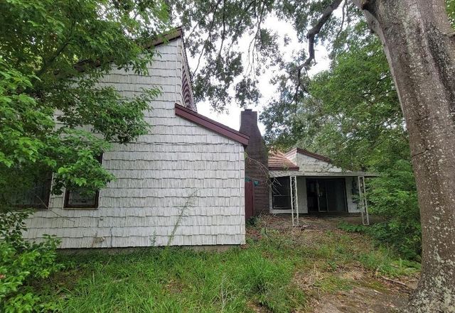 8420 Plantation Drive, Texas City, TX 77591