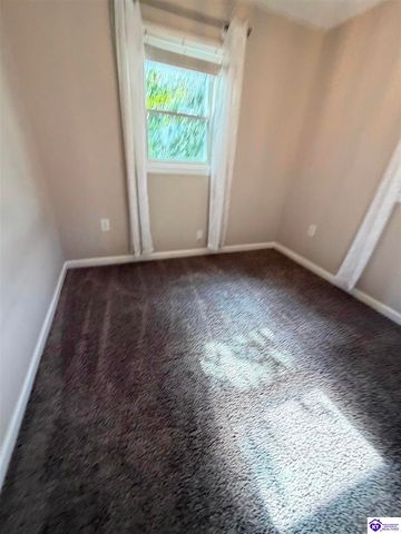 431 Cedarcrest Drive, Brandenburg, KY 40108