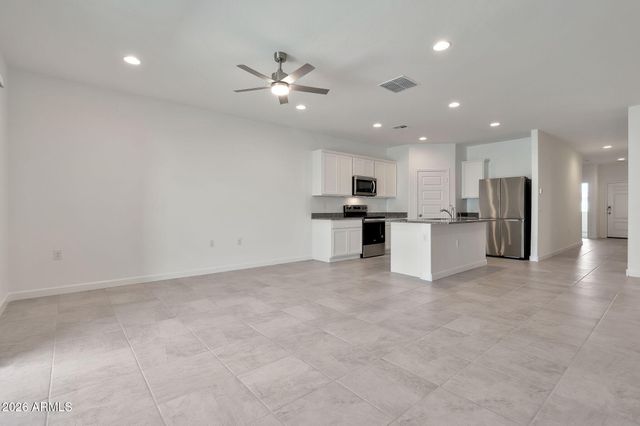 1718 W Sombra Avenue, Apache Junction, AZ 85120