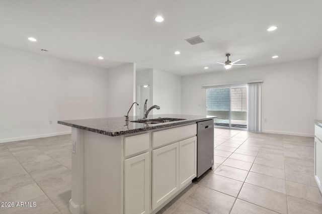 1718 W Sombra Avenue, Apache Junction, AZ 85120