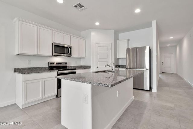 1718 W Sombra Avenue, Apache Junction, AZ 85120