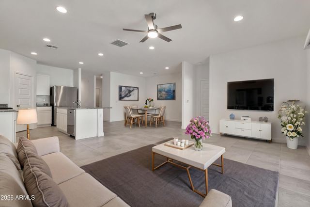 1718 W Sombra Avenue, Apache Junction, AZ 85120