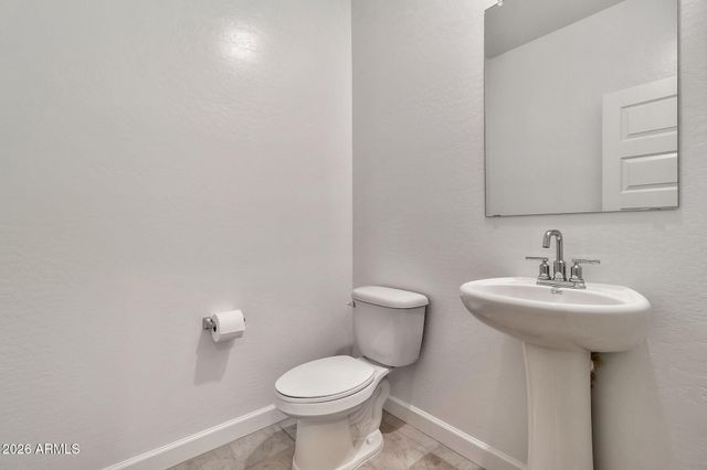 1718 W Sombra Avenue, Apache Junction, AZ 85120