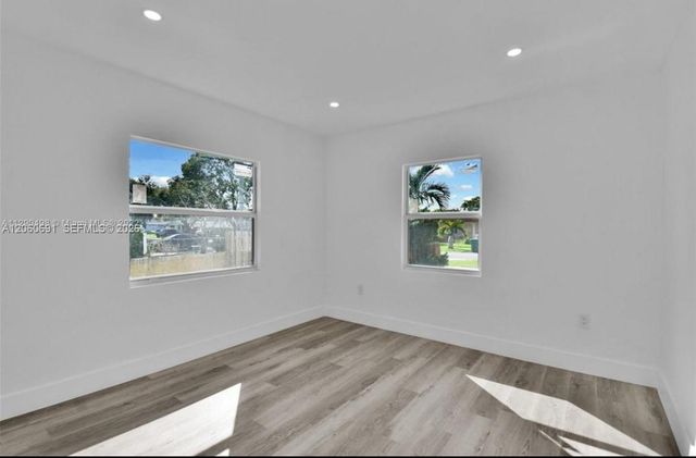 6391 SW 39th Street, Miami, FL 33155