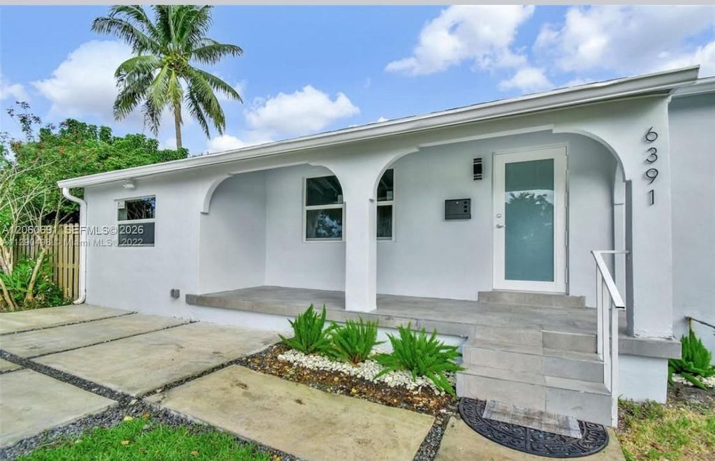 6391 SW 39th Street, Miami, FL 33155