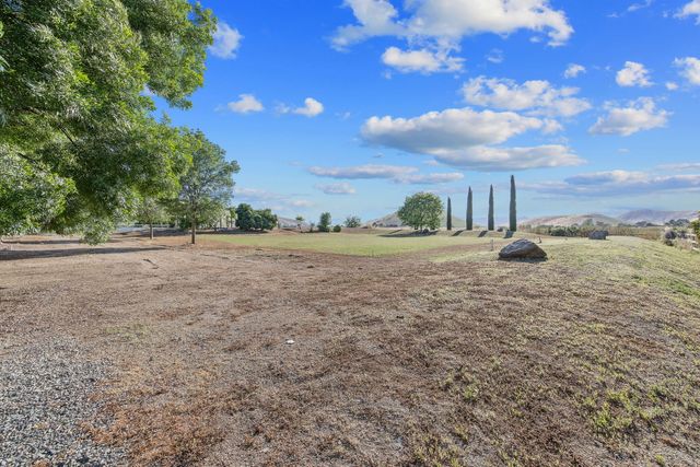 31731 Mill Drive, Springville, CA 93265