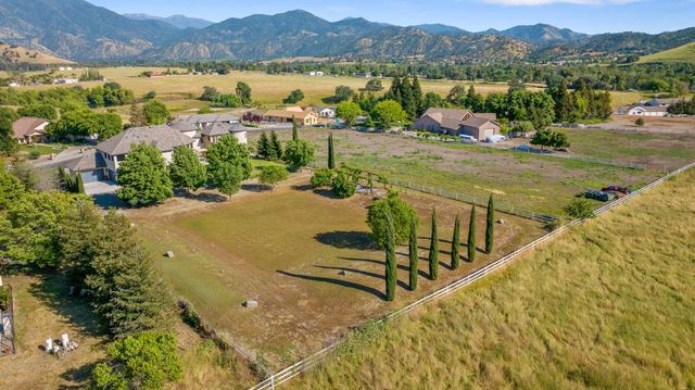 31731 Mill Drive, Springville, CA 93265