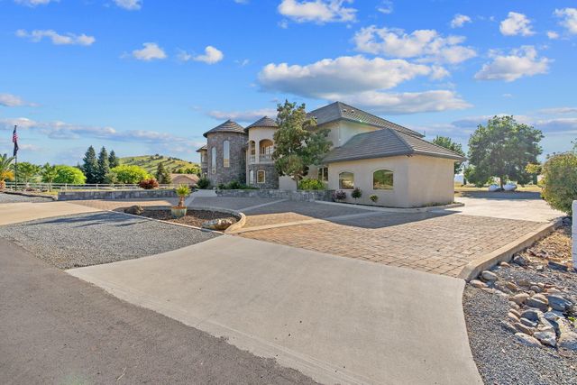 31731 Mill Drive, Springville, CA 93265