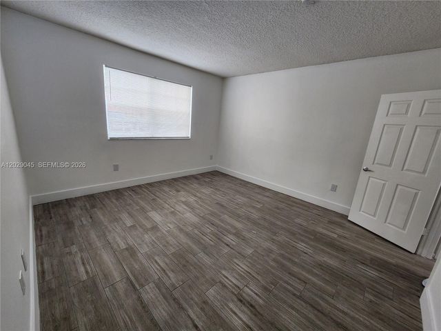 215 SW 117th Terrace 14101, Pembroke Pines, FL 33025