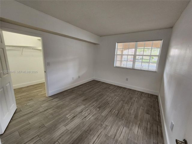 215 SW 117th Terrace 14101, Pembroke Pines, FL 33025