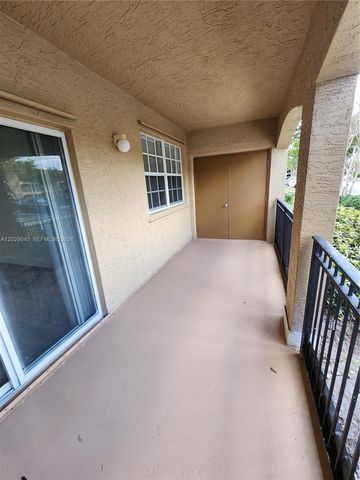 215 SW 117th Terrace 14101, Pembroke Pines, FL 33025