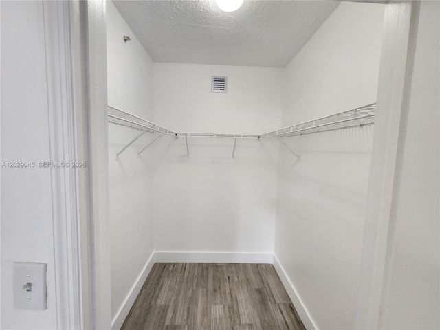 215 SW 117th Terrace 14101, Pembroke Pines, FL 33025
