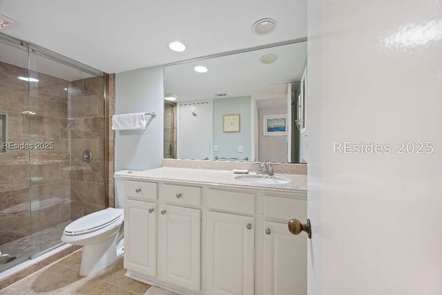 59 Carnoustie Rd Apt 243, Hilton Head Island, SC 29928