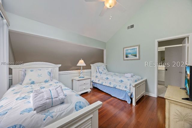 59 Carnoustie Rd Apt 243, Hilton Head Island, SC 29928