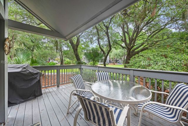 59 Carnoustie Rd Apt 243, Hilton Head Island, SC 29928
