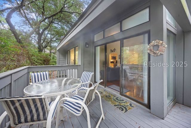 59 Carnoustie Rd Apt 243, Hilton Head Island, SC 29928