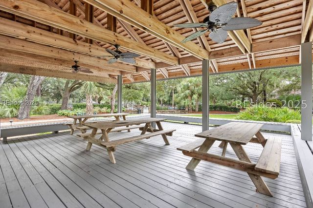 59 Carnoustie Rd Apt 243, Hilton Head Island, SC 29928