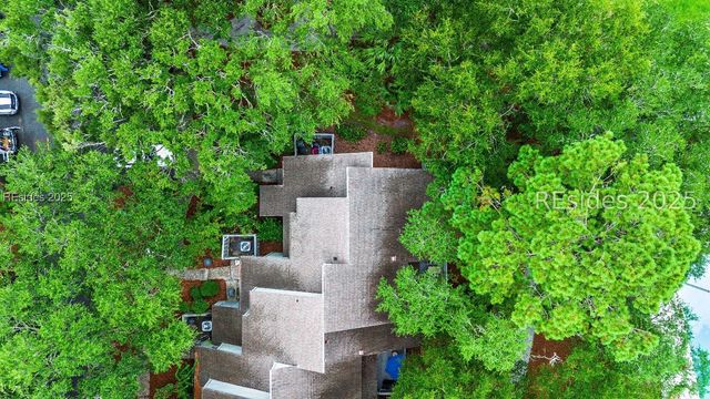 59 Carnoustie Rd Apt 243, Hilton Head Island, SC 29928