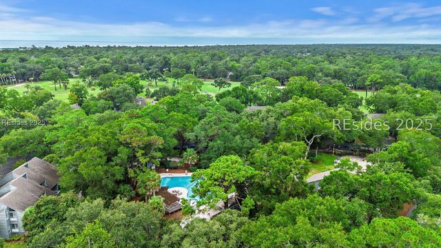 59 Carnoustie Rd Apt 243, Hilton Head Island, SC 29928