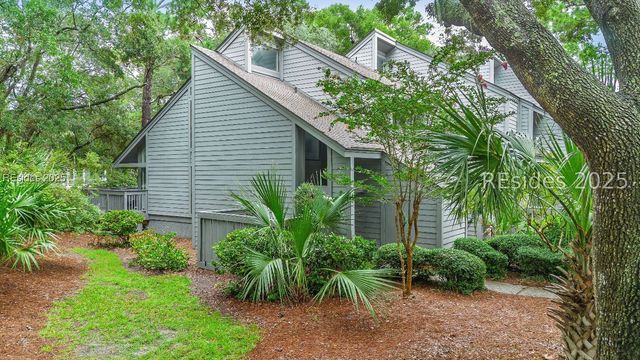 59 Carnoustie Rd Apt 243, Hilton Head Island, SC 29928